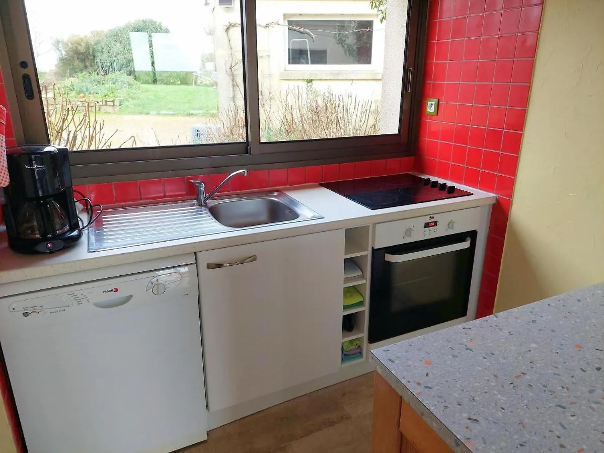 Holiday home Bright Cottage In A Quiet Location, Near The Coast, Sibiril